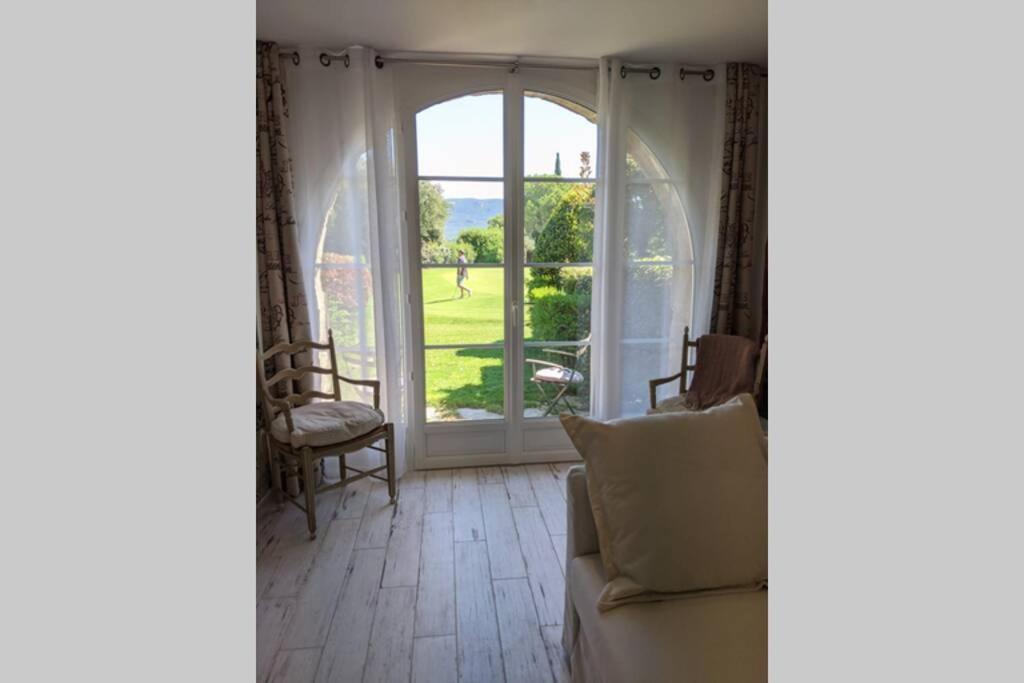 Joli F2 Saint Endreol Hameau Palayson Var La Motte Esterno foto