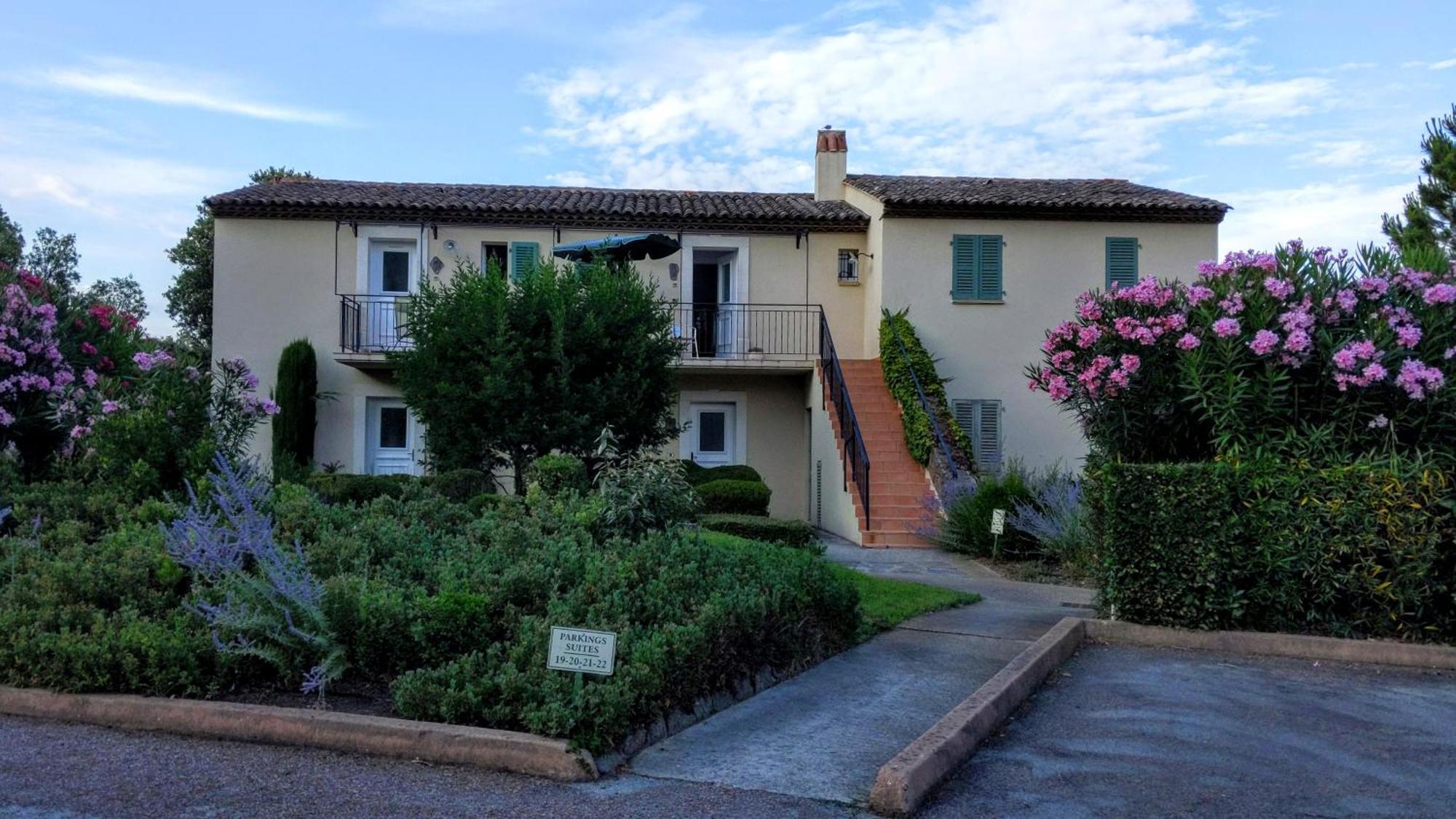Joli F2 Saint Endreol Hameau Palayson Var La Motte Esterno foto